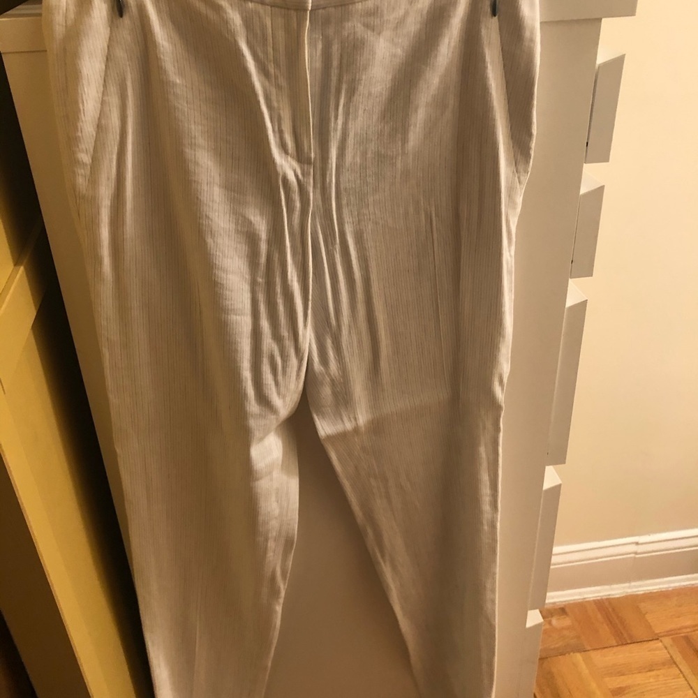 Elie Tahari soft pinstriped flat front trousers​​​​​​​​​​​​ - Picture 4 of 4